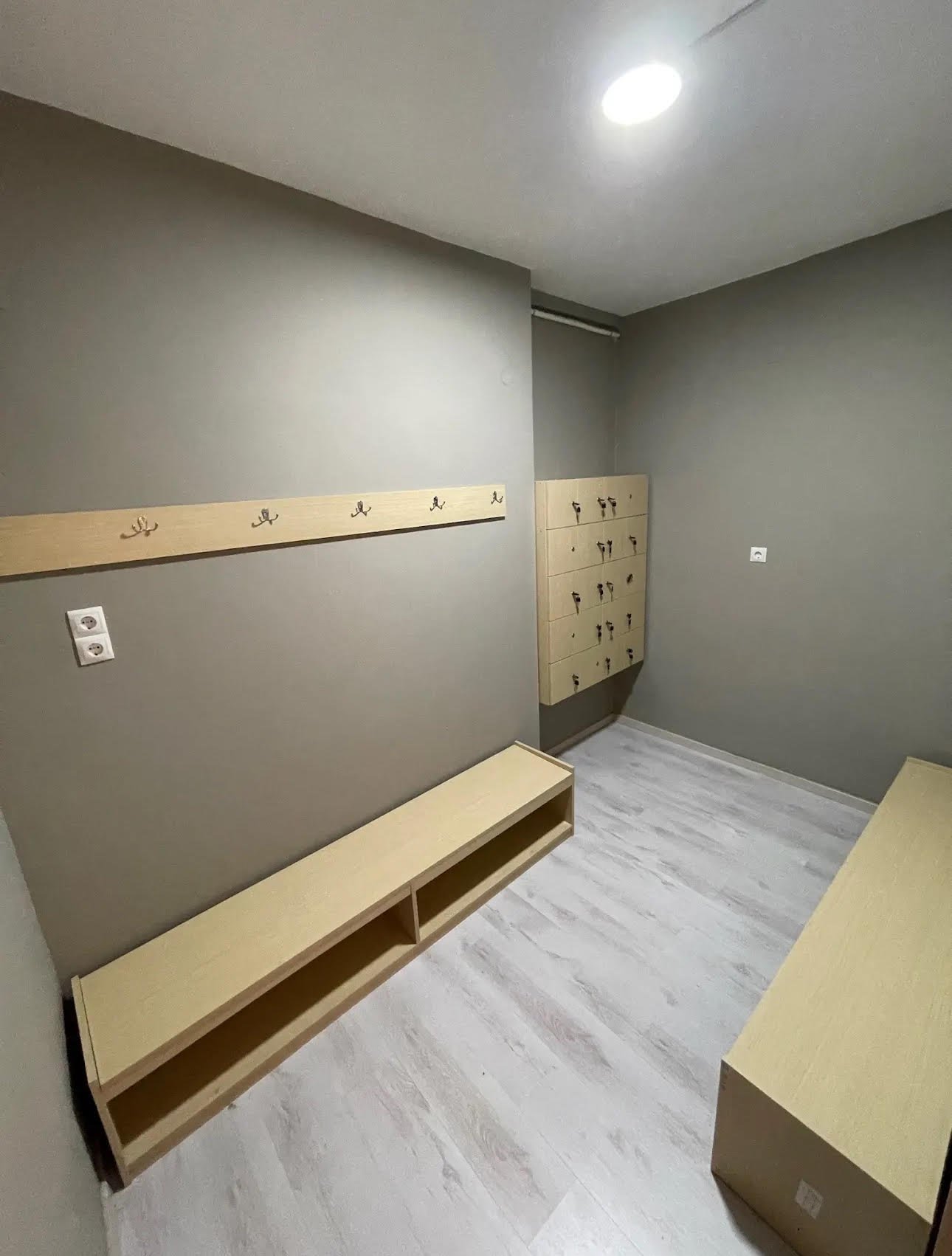 UMOVE Studio changing room